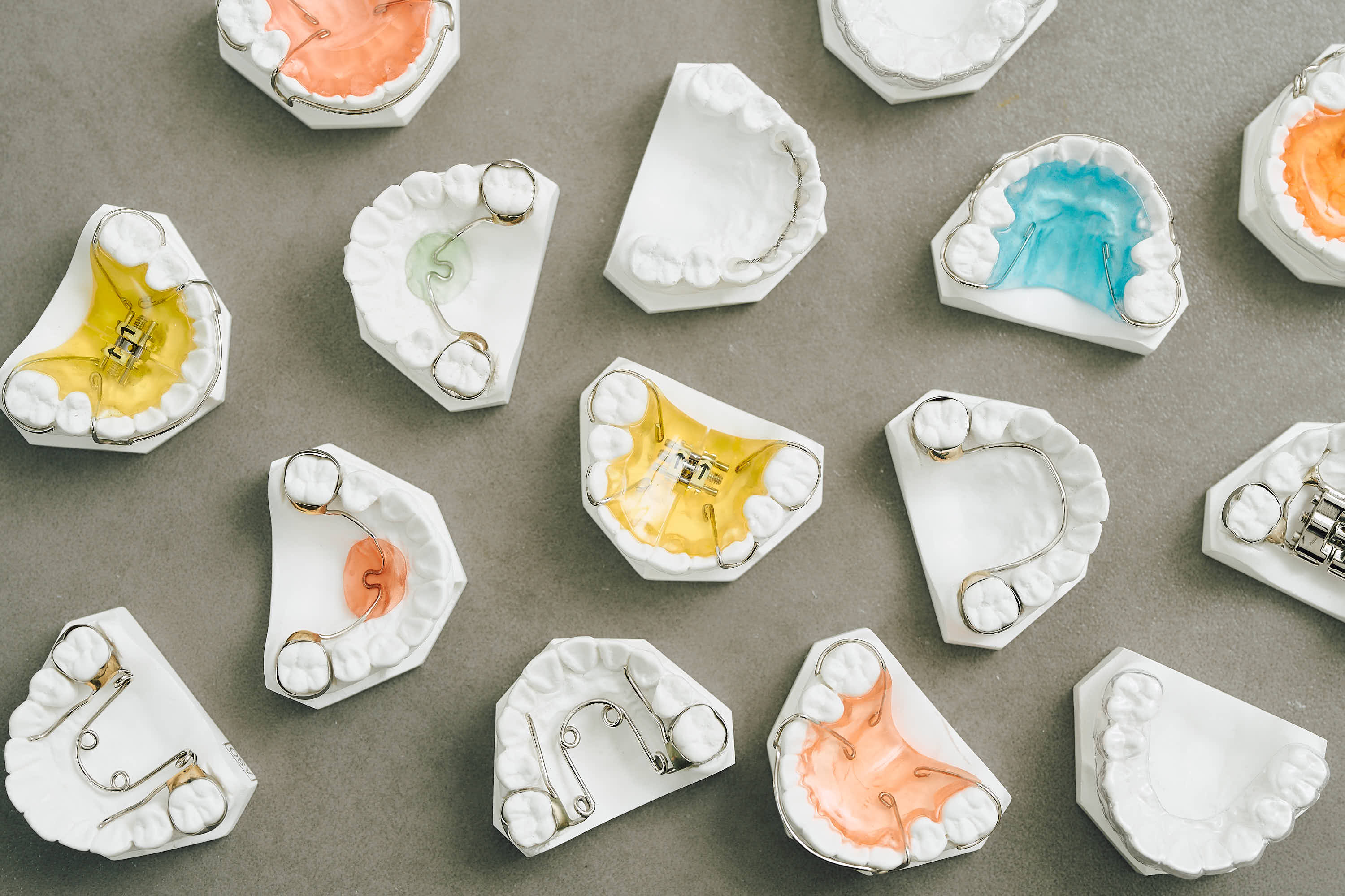 小児矯正（子供の矯正）診療日について